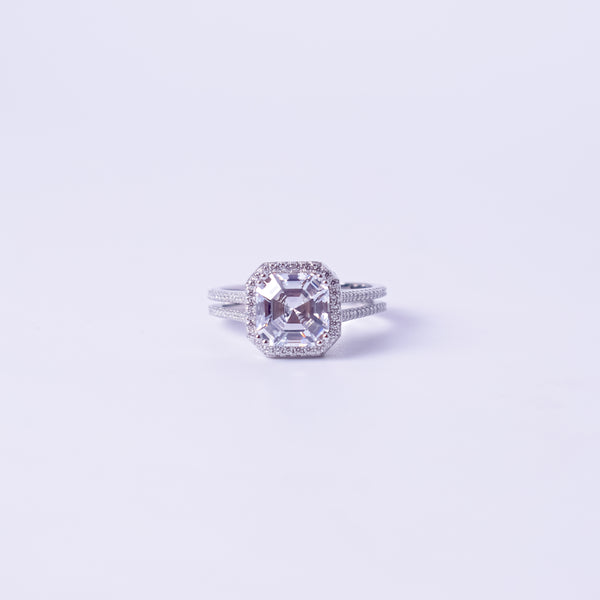 Eternal Radiance Solitaire Ring